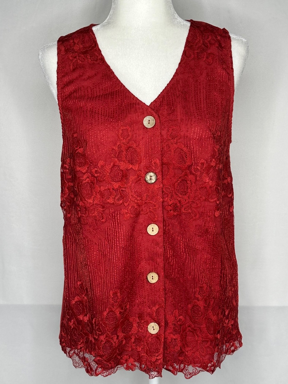 Entro NWT Red Sleeveless Vest Floral Lace Overlay Bohemian Sz S